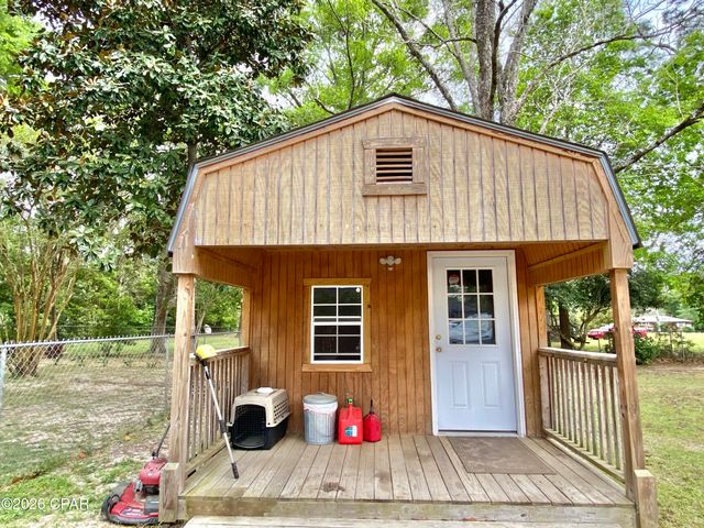 807 Maple Street, Chipley, FL 32428