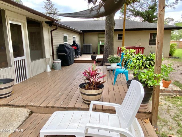 807 Maple Street, Chipley, FL 32428