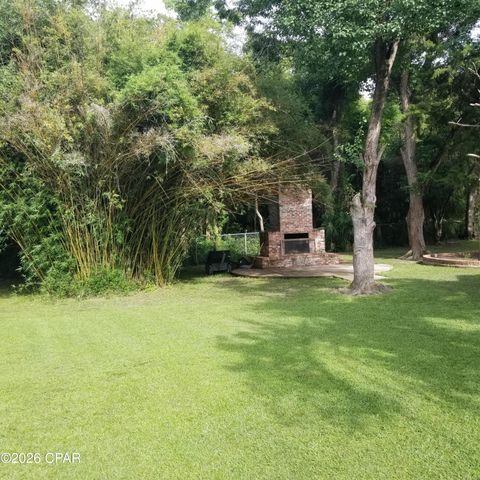 807 Maple Street, Chipley, FL 32428