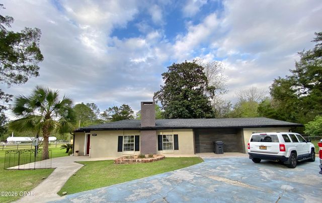 807 Maple Street, Chipley, FL 32428