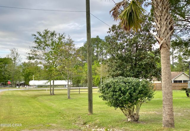 807 Maple Street, Chipley, FL 32428