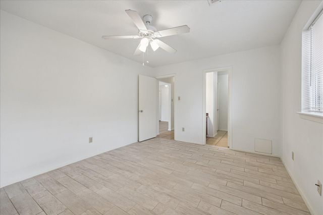 2723 N Brompton Drive, Pearland, TX 77584