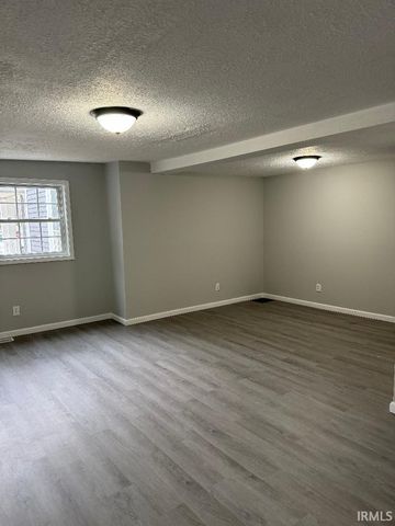 504 HART Street, Vincennes, IN 47591