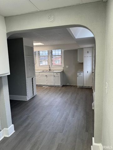 504 HART Street, Vincennes, IN 47591