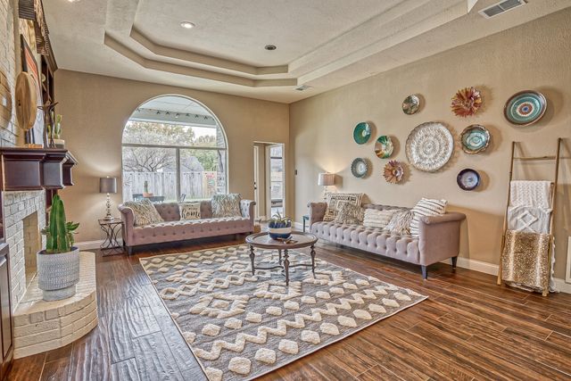 6836 Dogwood Lane, North Richland Hills, TX 76182