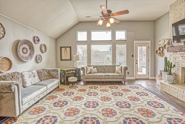 6836 Dogwood Lane, North Richland Hills, TX 76182