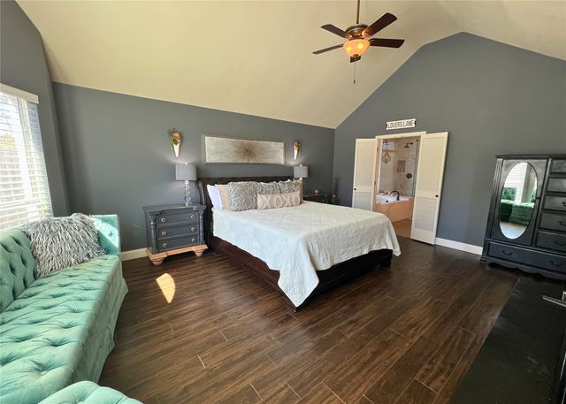 6836 Dogwood Lane, North Richland Hills, TX 76182