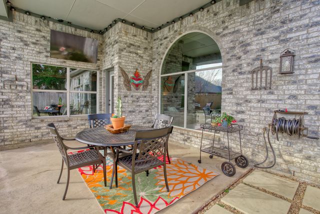 6836 Dogwood Lane, North Richland Hills, TX 76182