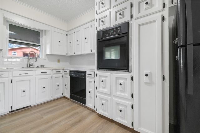 3894 Layton Drive, Harrison, AR 72601