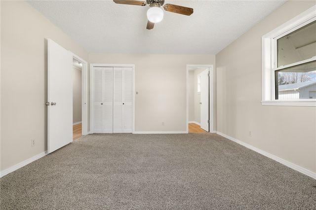 3894 Layton Drive, Harrison, AR 72601