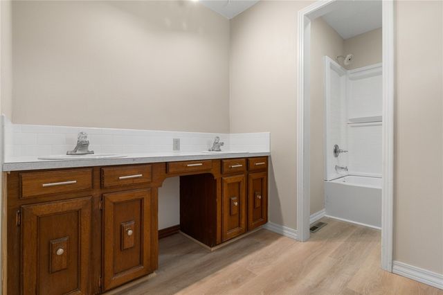 3894 Layton Drive, Harrison, AR 72601