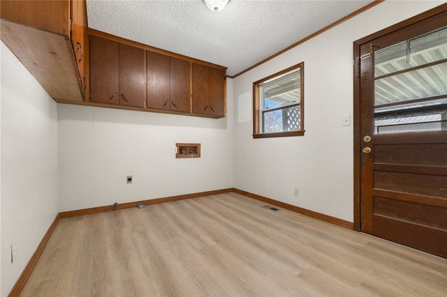 3894 Layton Drive, Harrison, AR 72601