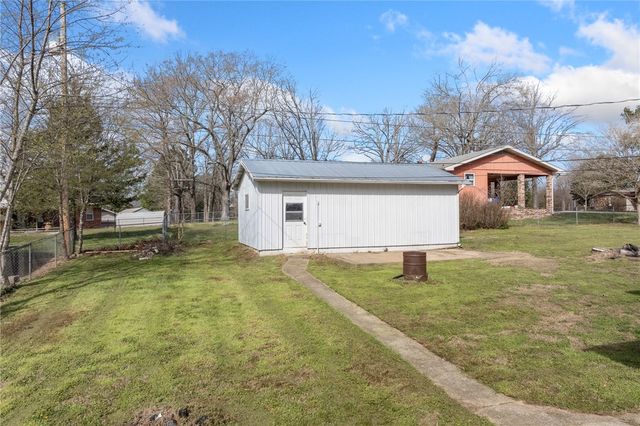 3894 Layton Drive, Harrison, AR 72601