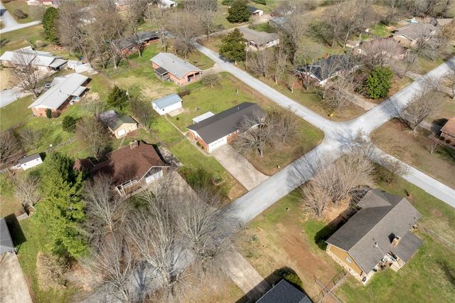 3894 Layton Drive, Harrison, AR 72601