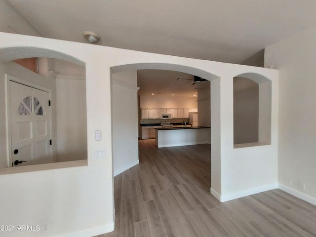 12239 N CHAMA Drive B, Fountain Hills, AZ 85268