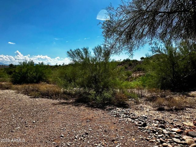 12239 N CHAMA Drive B, Fountain Hills, AZ 85268
