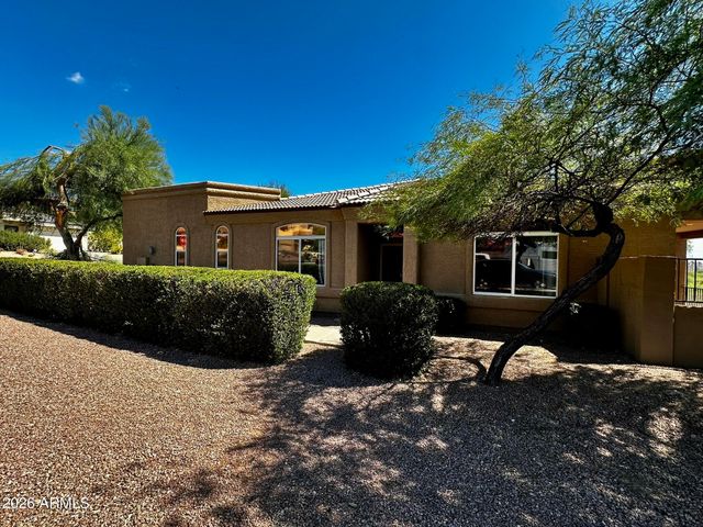 12239 N CHAMA Drive B, Fountain Hills, AZ 85268
