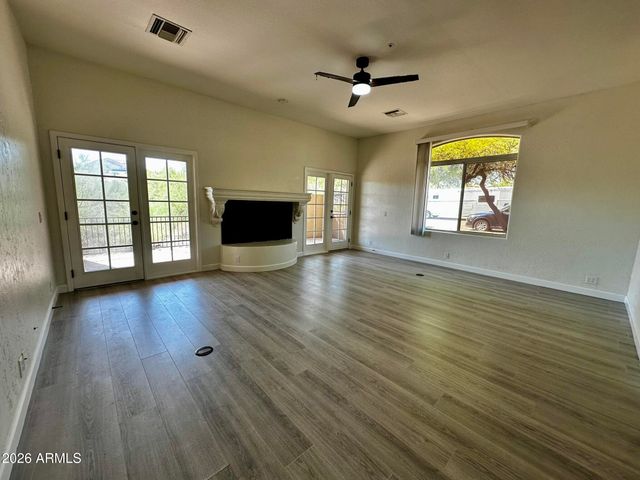 12239 N CHAMA Drive B, Fountain Hills, AZ 85268