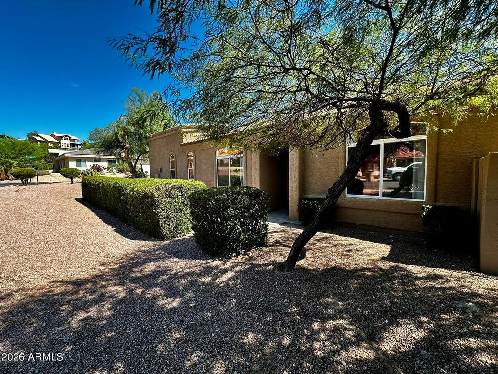 12239 N CHAMA Drive B, Fountain Hills, AZ 85268