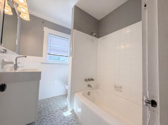 207 S Ocean, Lake Worth Beach, FL 33460