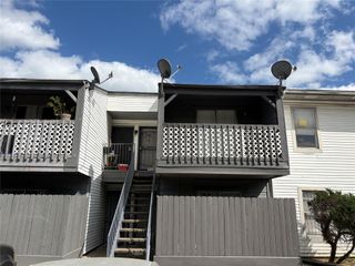 7200 Clarewood Drive 13, Houston, TX 77036