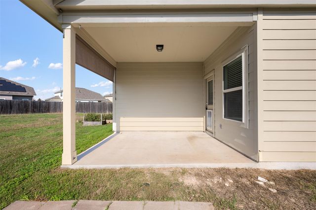 160 Copper LN, Kyle, TX 78640