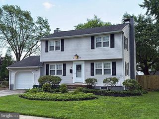 5 BOLTON RD, Hamilton, NJ 08610