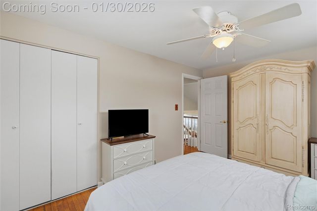 20426 Maplewood Street, Livonia, MI 48152