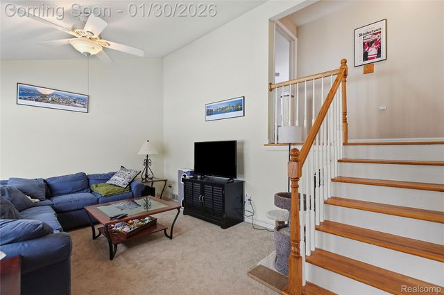 20426 Maplewood Street, Livonia, MI 48152