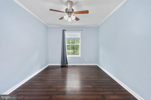 212 BRIAR CIR, Bumpass, VA 23024