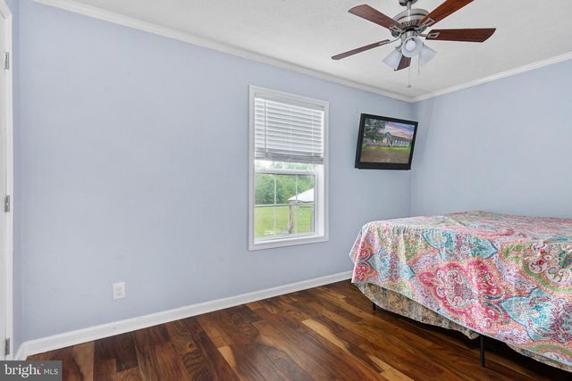 212 BRIAR CIR, Bumpass, VA 23024
