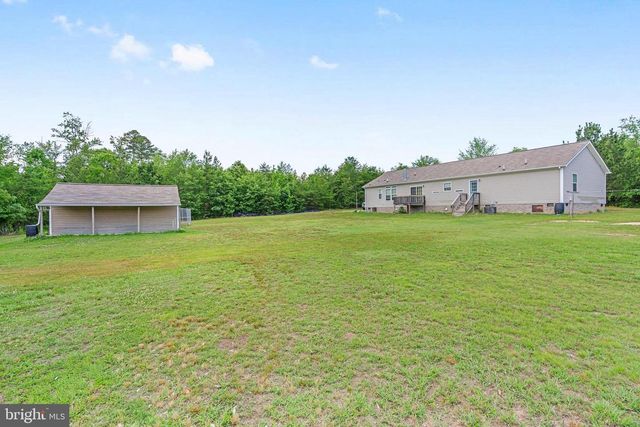 212 BRIAR CIR, Bumpass, VA 23024