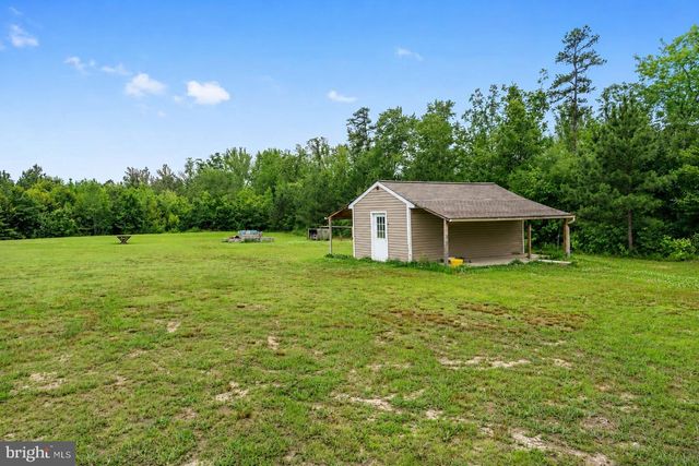 212 BRIAR CIR, Bumpass, VA 23024