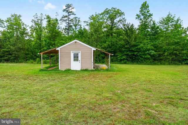 212 BRIAR CIR, Bumpass, VA 23024