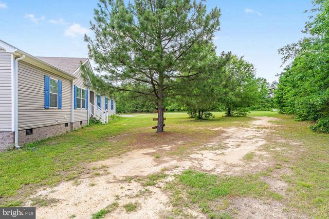 212 BRIAR CIR, Bumpass, VA 23024
