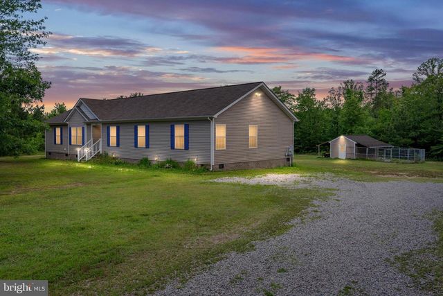 212 BRIAR CIR, Bumpass, VA 23024