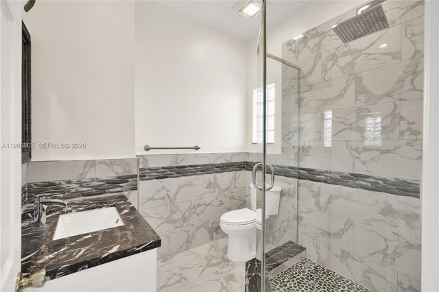 21800 SW 97th Ct, Cutler Bay, FL 33190