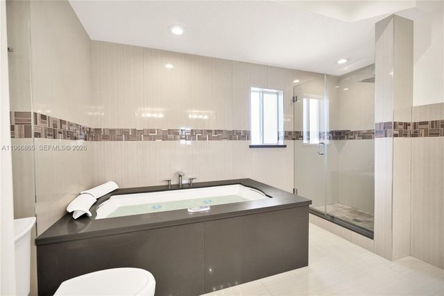 21800 SW 97th Ct, Cutler Bay, FL 33190