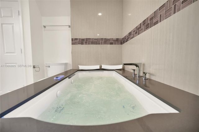 21800 SW 97th Ct, Cutler Bay, FL 33190