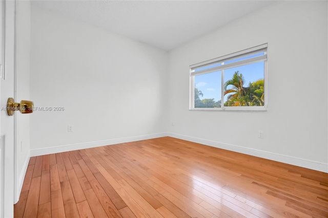 21800 SW 97th Ct, Cutler Bay, FL 33190