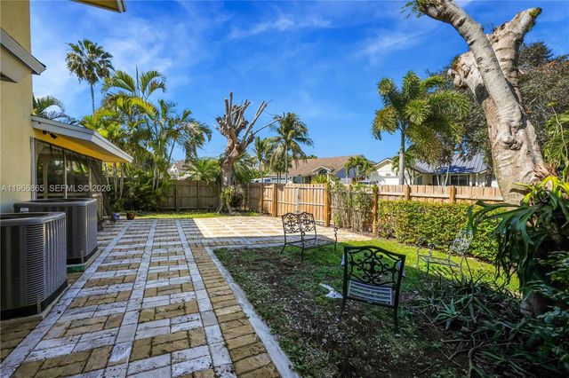 21800 SW 97th Ct, Cutler Bay, FL 33190