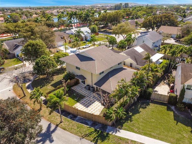 21800 SW 97th Ct, Cutler Bay, FL 33190