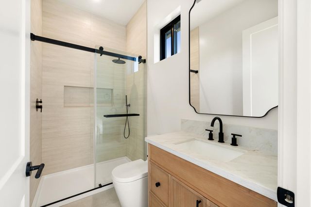 401 East St, Roseville, CA 95678