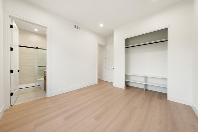 401 East St, Roseville, CA 95678