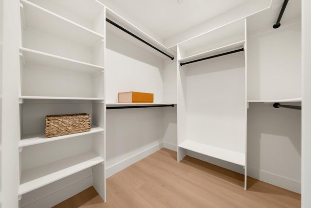 401 East St, Roseville, CA 95678