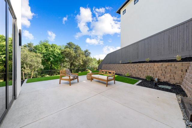 401 East St, Roseville, CA 95678