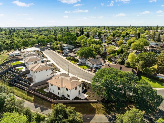 401 East St, Roseville, CA 95678