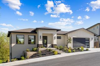 401 East St, Roseville, CA 95678