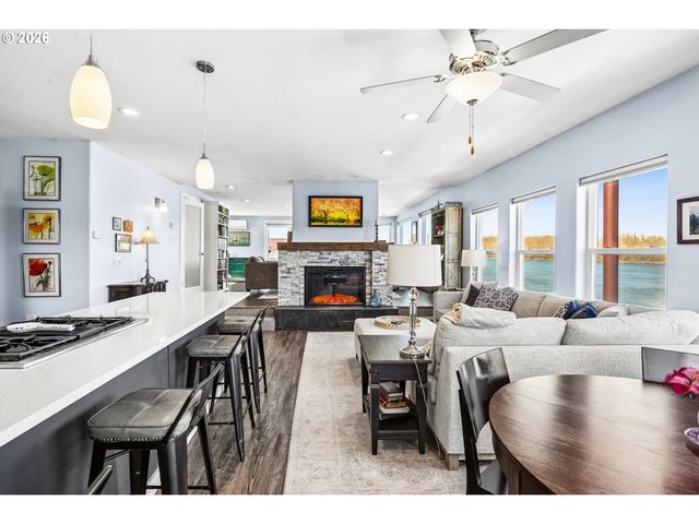 19609 Ne Marine Dr B18, Portland, OR 97230