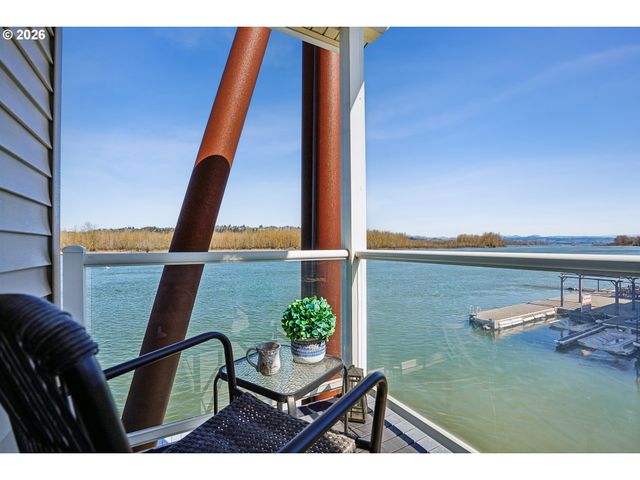 19609 Ne Marine Dr B18, Portland, OR 97230
